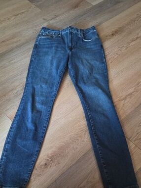 Good American Dark Wash Skinny Jeans